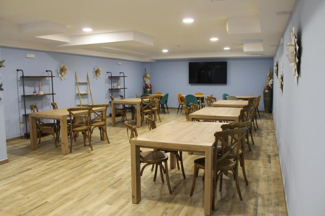 Apartamentos Turisticos Escorraladas Baltanás 외부 사진